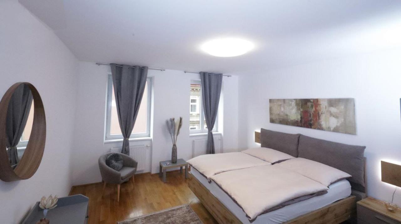 Stadtjuwel L Bg10 Wina Bagian luar foto